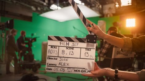 Tournage en studio avec fond vert