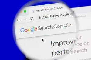 Google search console vue à partir d'une loupe