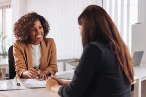 Rendez-vous entre une conseillère et une cliente
