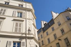 Façades d'immeubles rue Bonaparte à Paris